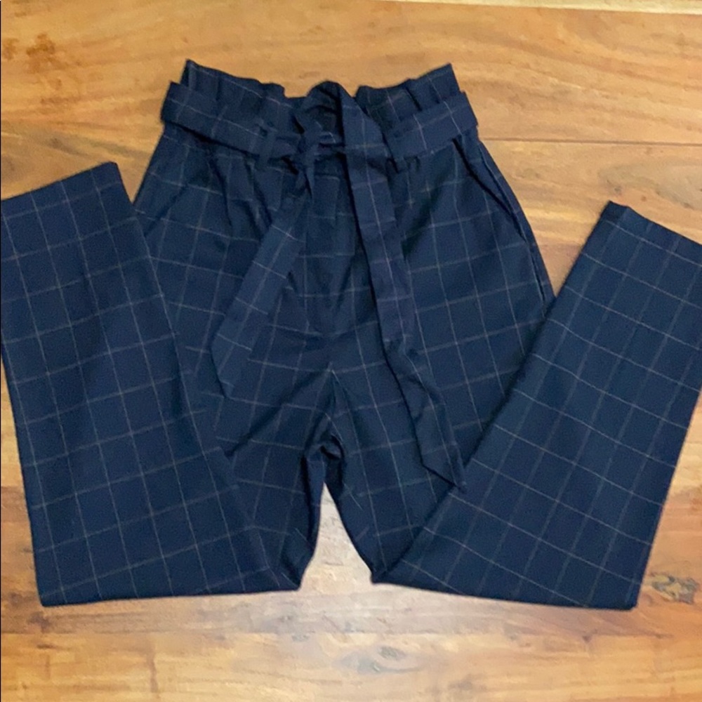 H&M high waisted paper bag pants